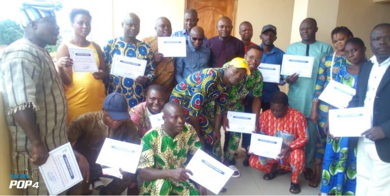 Formation-des-artisans-du-Département-du-Couffo-sur-les-avantages-de-se-constituer-en-coopératives